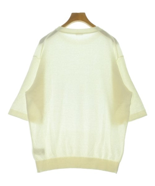 DRESSTERIOR เสื้อยืด/เสื้อท็อปส์