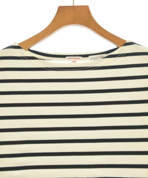 DRESSTERIOR เสื้อยืด/เสื้อท็อปส์