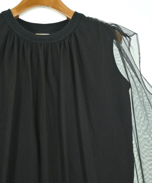 DRESSTERIOR เสื้อยืด/เสื้อท็อปส์