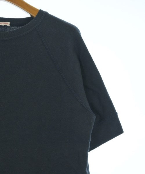 DRESSTERIOR เสื้อยืด/เสื้อท็อปส์