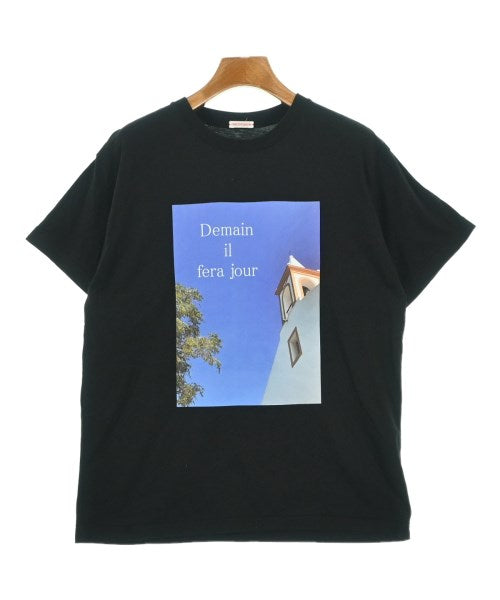 DRESSTERIOR เสื้อยืด/เสื้อท็อปส์