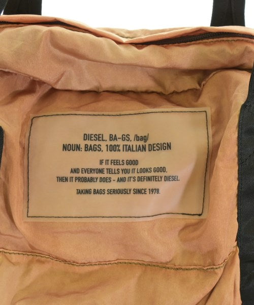 DIESEL กระเป๋าใส่อุปกรณ์ขนาดใหญ่