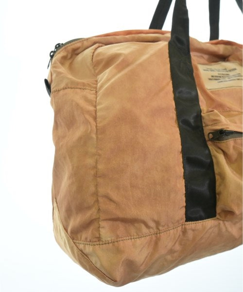 DIESEL กระเป๋าใส่อุปกรณ์ขนาดใหญ่