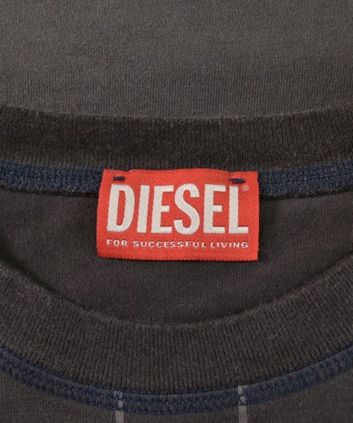 DIESEL เสื้อยืด/เสื้อท็อปส์