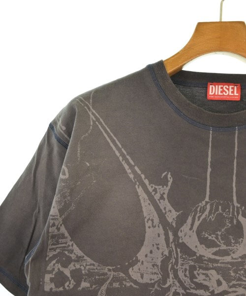 DIESEL เสื้อยืด/เสื้อท็อปส์