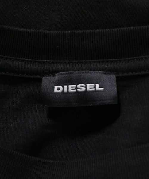 DIESEL เสื้อยืด/เสื้อท็อปส์