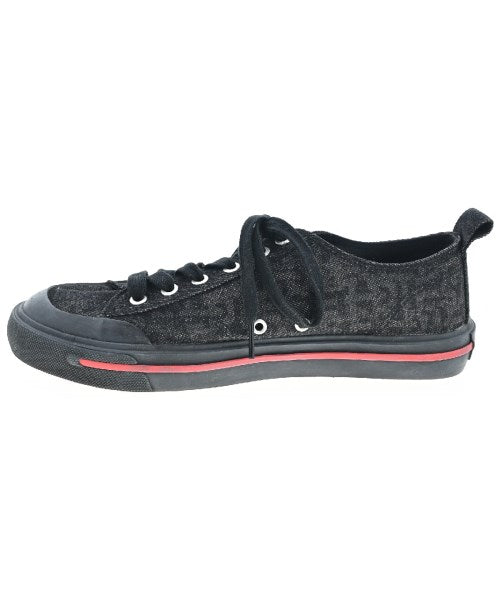 DIESEL รองเท้าผ้าใบ