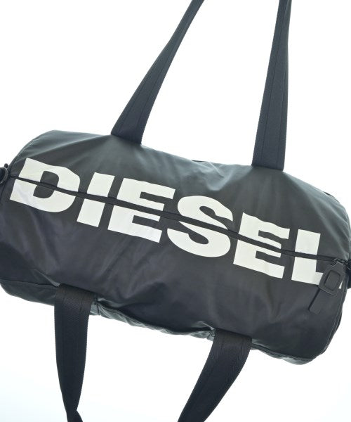 DIESEL กระเป๋าใส่อุปกรณ์ขนาดใหญ่