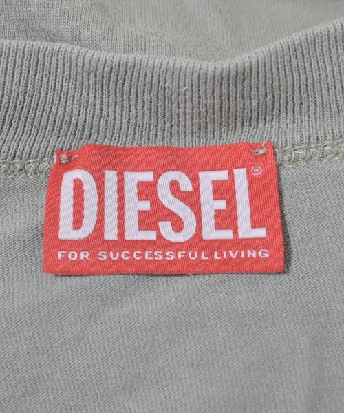 DIESEL เสื้อยืด/เสื้อท็อปส์