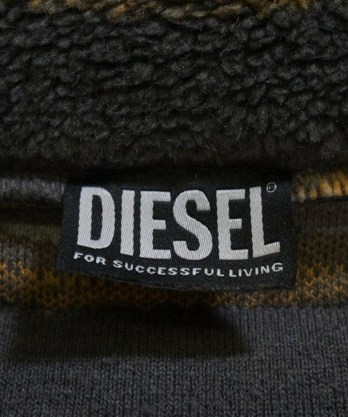 DIESEL เสื้อยืด/เสื้อท็อปส์