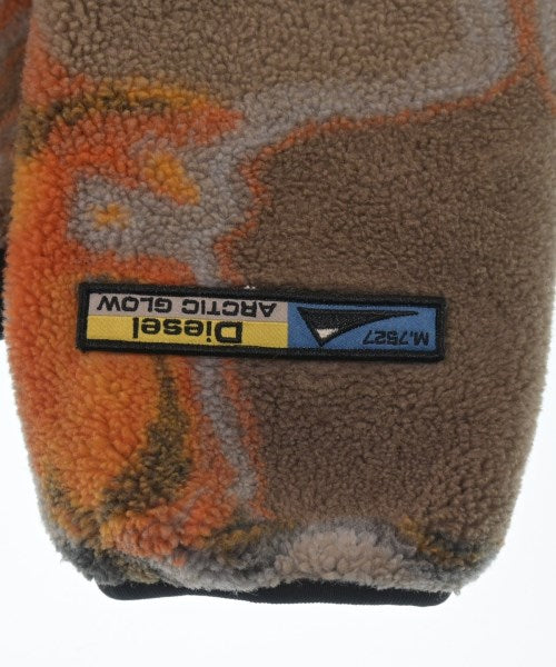 DIESEL เสื้อยืด/เสื้อท็อปส์