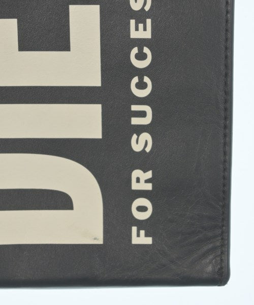 DIESEL กระเป๋าสะพาย