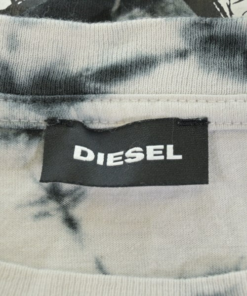 DIESEL เสื้อยืด/เสื้อท็อปส์