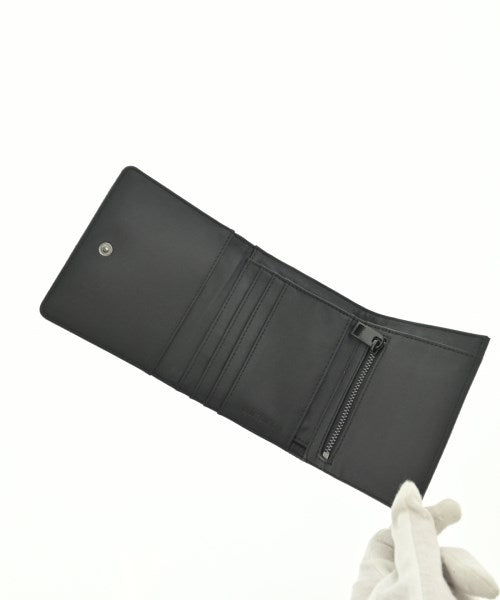 DIESEL กระเป๋าสตางค์/กระเป๋าใส่เหรียญ