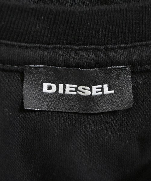 DIESEL เสื้อยืด/เสื้อท็อปส์