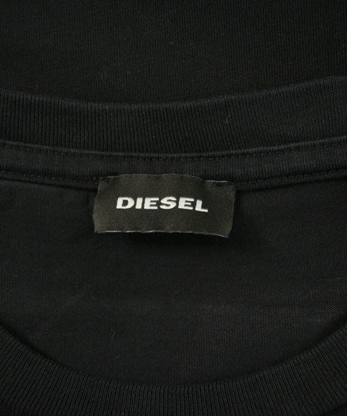 DIESEL เสื้อยืด/เสื้อท็อปส์