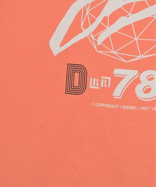 DIESEL เสื้อยืด/เสื้อท็อปส์