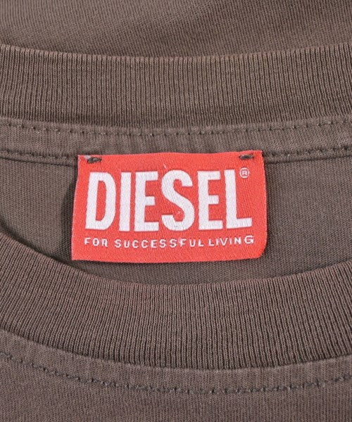 DIESEL เสื้อยืด/เสื้อท็อปส์