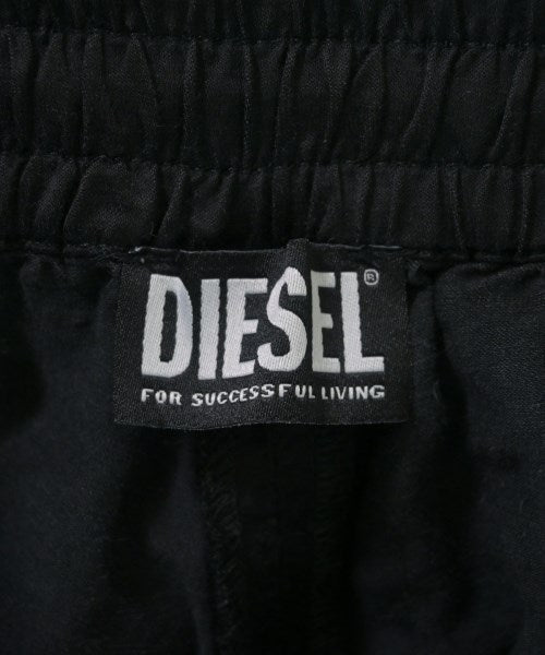 DIESEL กางเกง 5 ส่วน