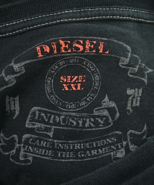 DIESEL เสื้อยืด/เสื้อท็อปส์