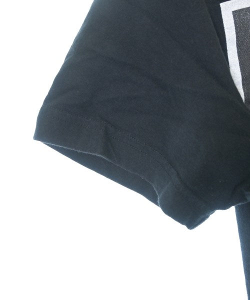 DIESEL เสื้อยืด/เสื้อท็อปส์