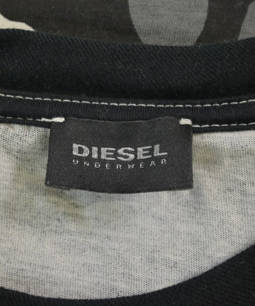 DIESEL เสื้อยืด/เสื้อท็อปส์