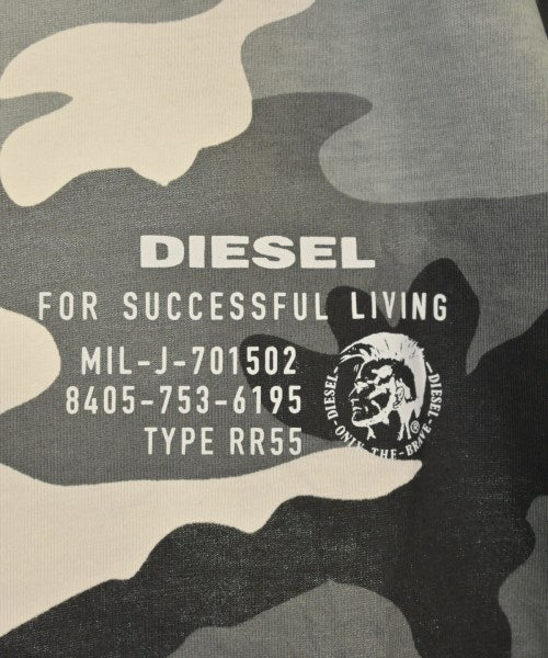 DIESEL เสื้อยืด/เสื้อท็อปส์