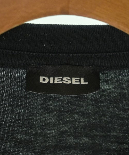 DIESEL เสื้อยืด/เสื้อท็อปส์