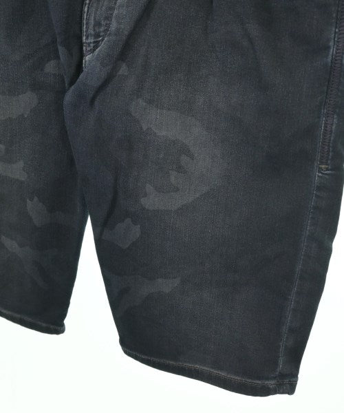 DIESEL กางเกงขาสั้น