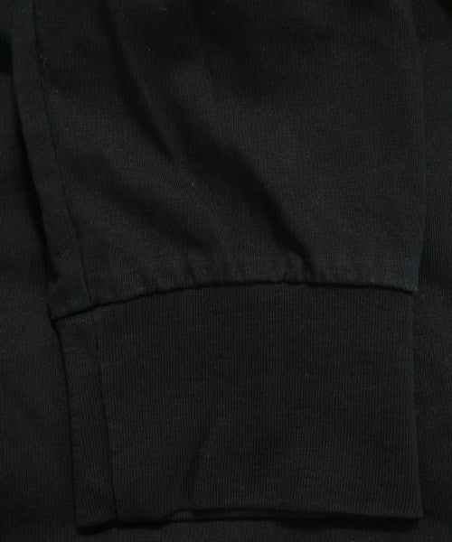 DIESEL เสื้อยืด/เสื้อท็อปส์