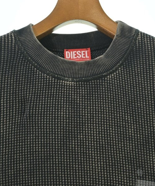DIESEL เสื้อยืด/เสื้อท็อปส์