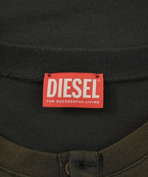 DIESEL เสื้อยืด/เสื้อท็อปส์