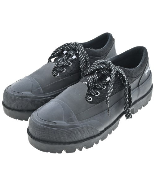 DIESEL รองเท้าผ้าใบ