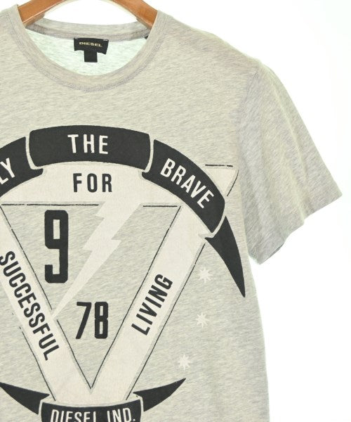 DIESEL เสื้อยืด/เสื้อท็อปส์