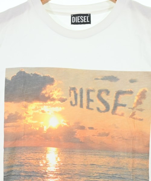DIESEL เสื้อยืด/เสื้อท็อปส์