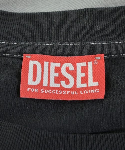 DIESEL เสื้อยืด/เสื้อท็อปส์