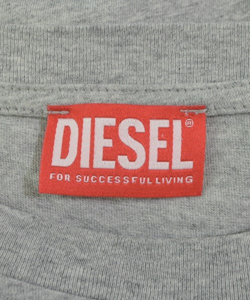 DIESEL เสื้อยืด/เสื้อท็อปส์