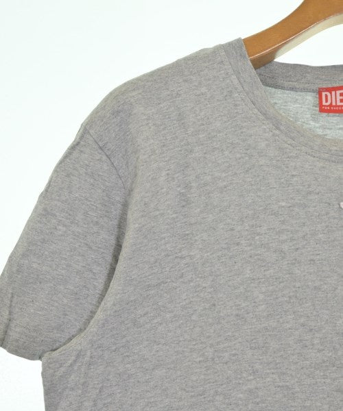 DIESEL เสื้อยืด/เสื้อท็อปส์