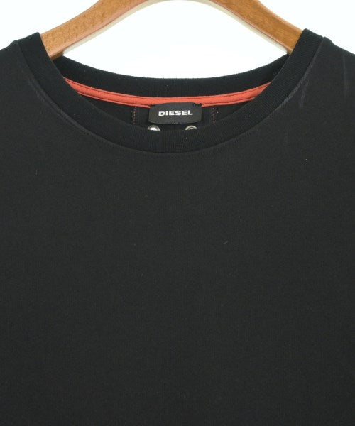 DIESEL เสื้อยืด/เสื้อท็อปส์