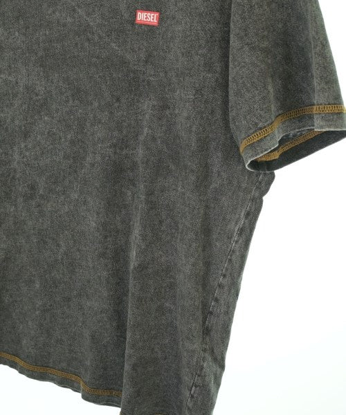 DIESEL เสื้อยืด/เสื้อท็อปส์