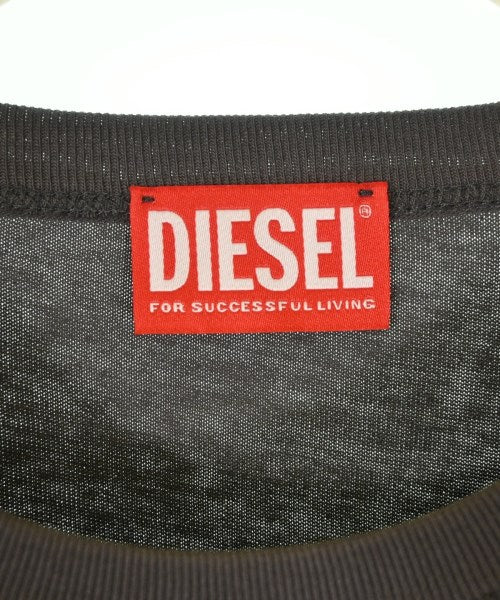 DIESEL เสื้อยืด/เสื้อท็อปส์