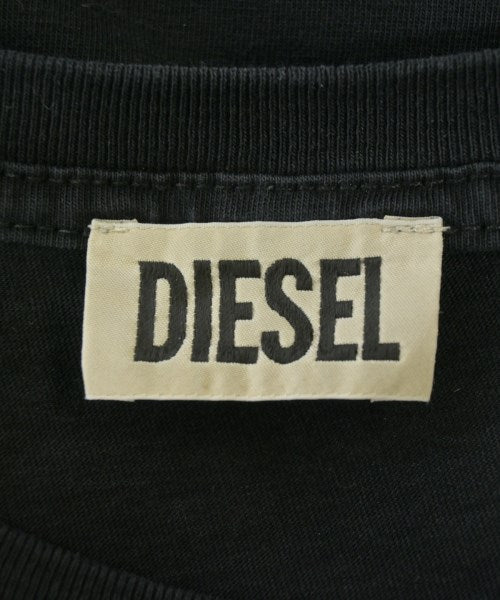 DIESEL เสื้อยืด/เสื้อท็อปส์