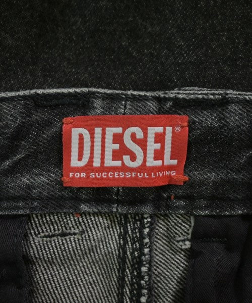 DIESEL กางเกงขาสั้น