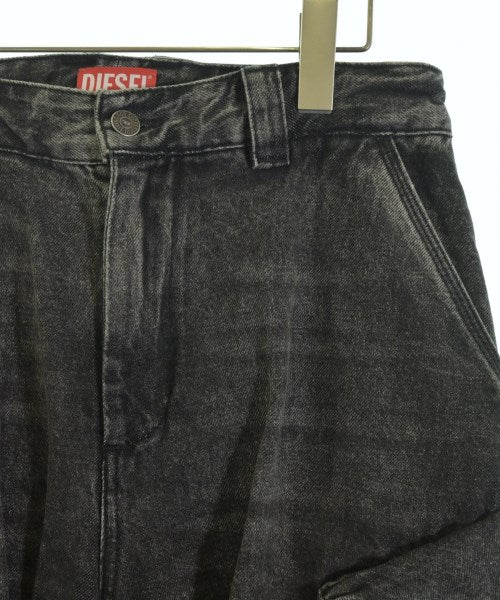 DIESEL กางเกงขาสั้น