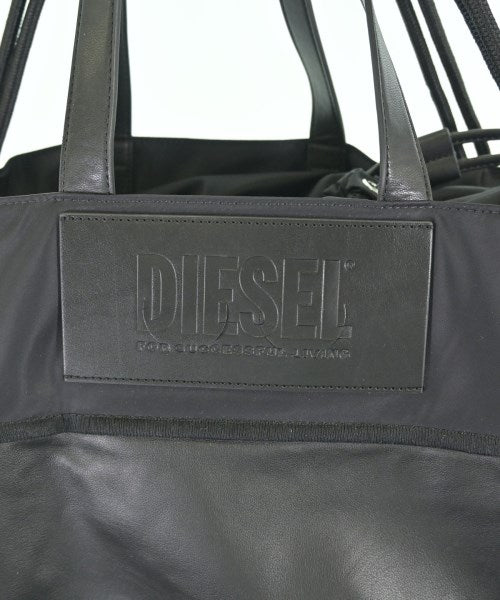 DIESEL กระเป๋าถือขนาดใหญ่