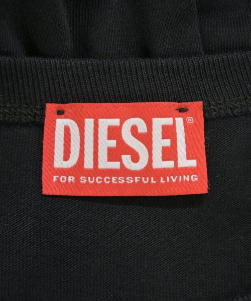 DIESEL เสื้อยืด/เสื้อท็อปส์
