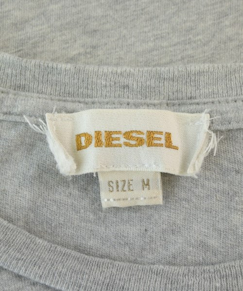 DIESEL เสื้อยืด/เสื้อท็อปส์