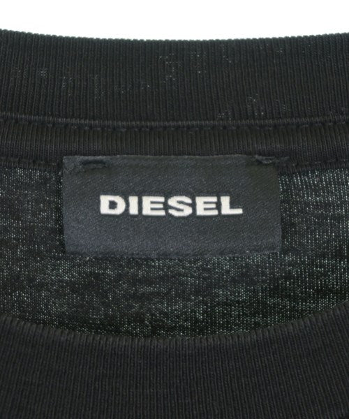 DIESEL เสื้อยืด/เสื้อท็อปส์