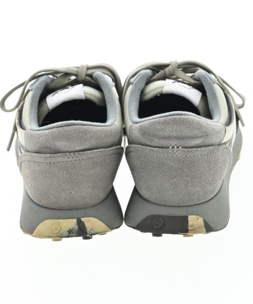 DIESEL รองเท้าผ้าใบ