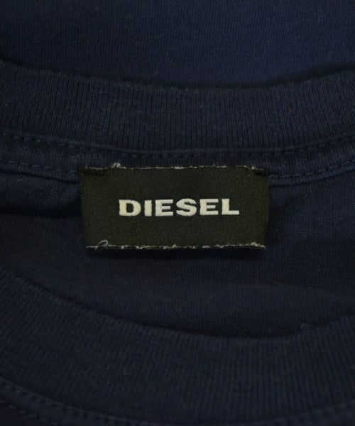 DIESEL เสื้อยืด/เสื้อท็อปส์